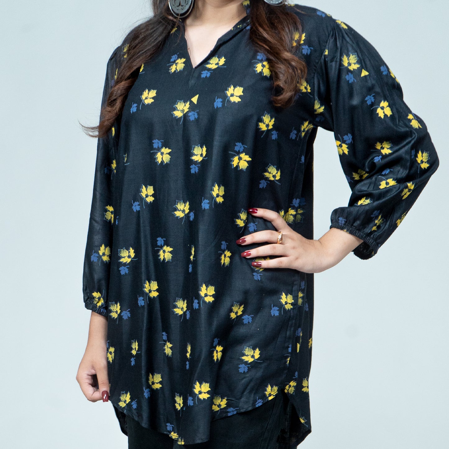 Noir Leaf Top